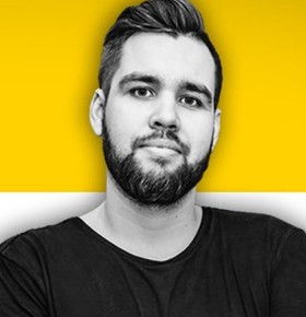 Powiększ portret Grzegorza Dolniaka