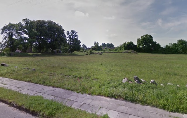 Powiększ pusta działka, na której powstanie plac zabaw