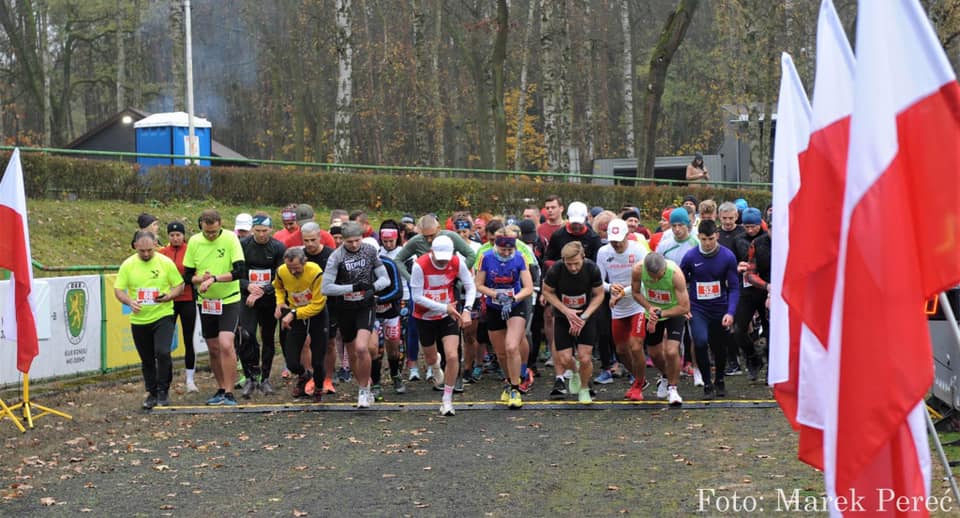 Powiększ zdjęcie. Start zawodników