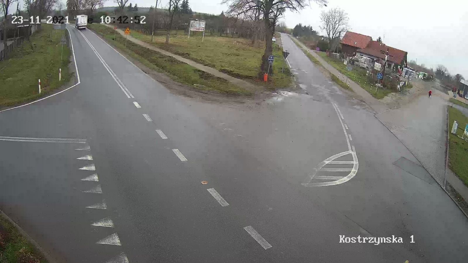 Zrzut z kamery. Skrzyżowanie ulicy Mickiewicza, Dargomyskiej i Włościańskiej