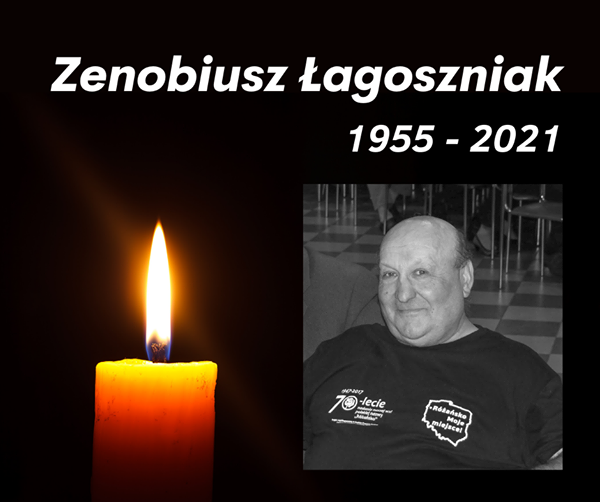 Napis na czarnym tle Zenobiusz Łagoszniak 1955-2021 zdjęcie i zapalona świeczka 