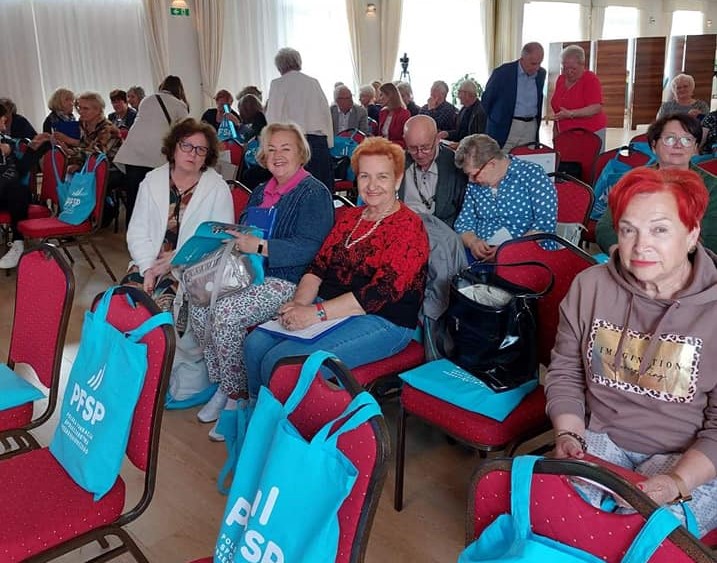 przedstawicielki Dębnowskiej Rady Seniorów