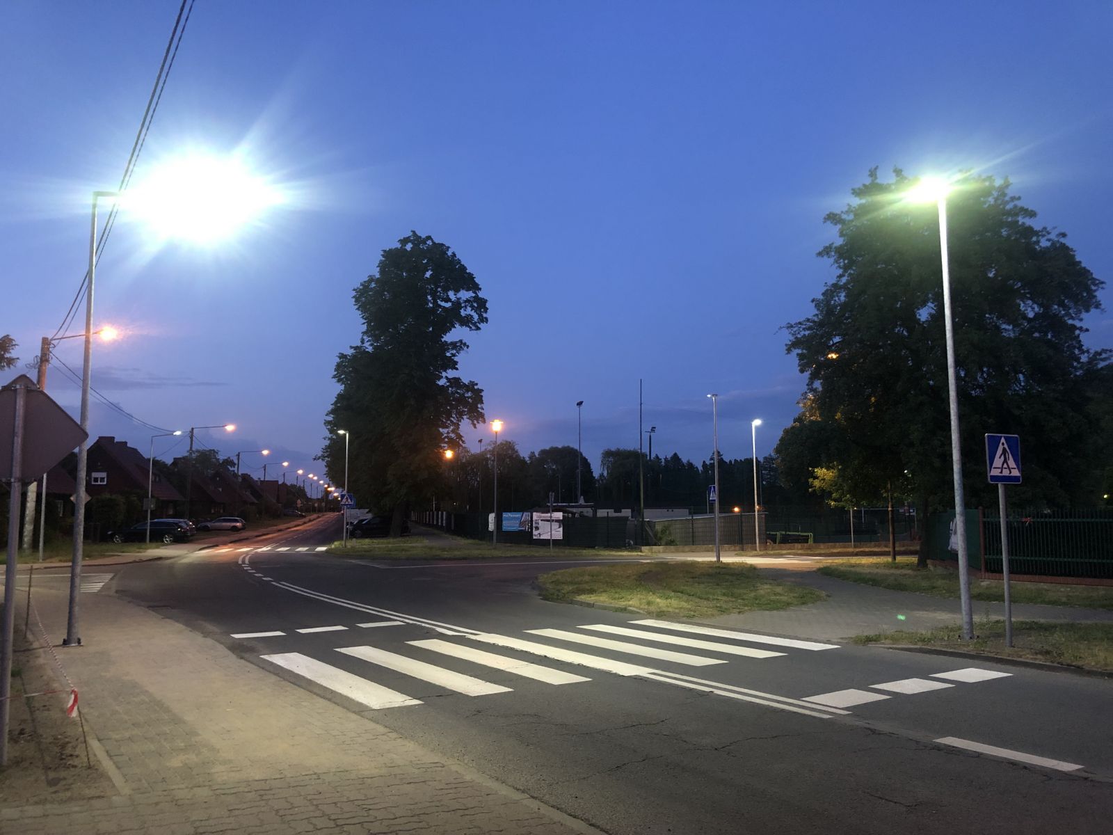Oświetlone przejście dla pieszych