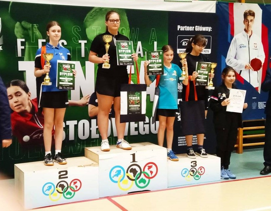 Julia Zornig na podium 