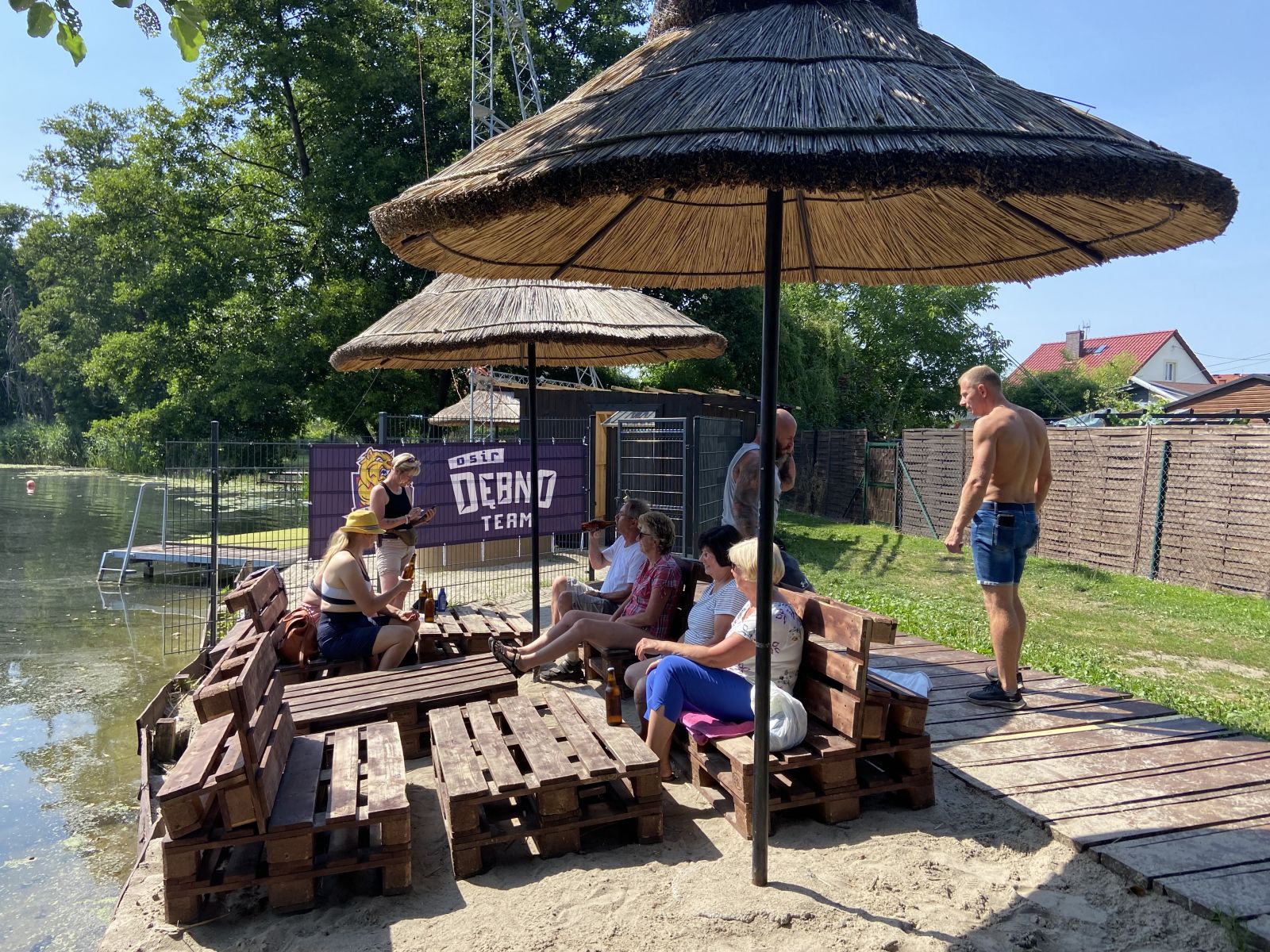 Uczestnicy z Niemiec na plaży