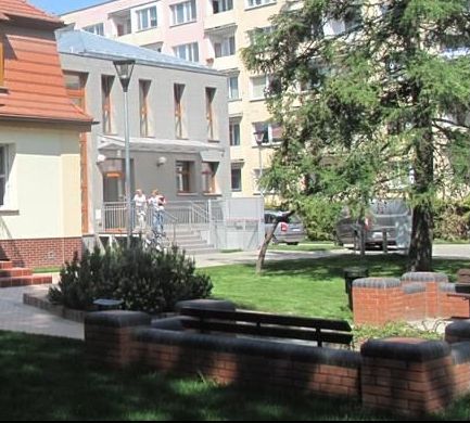 Powiększ zdjęcie. Budynek żłobka 