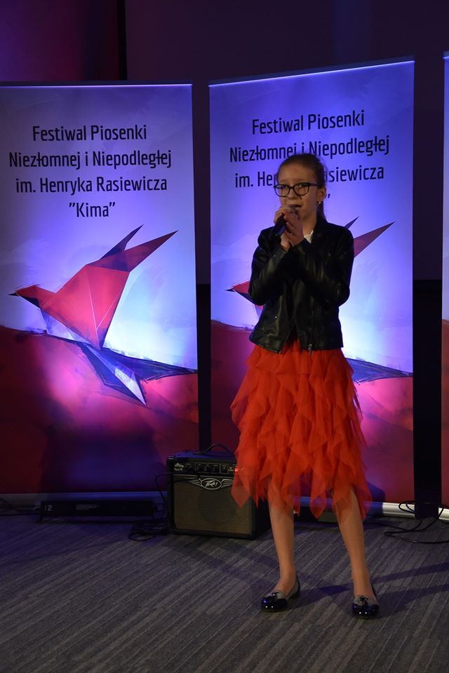 Powiększ zdjęcie. Wiktoria Taracińska podczas występu w Krakowie