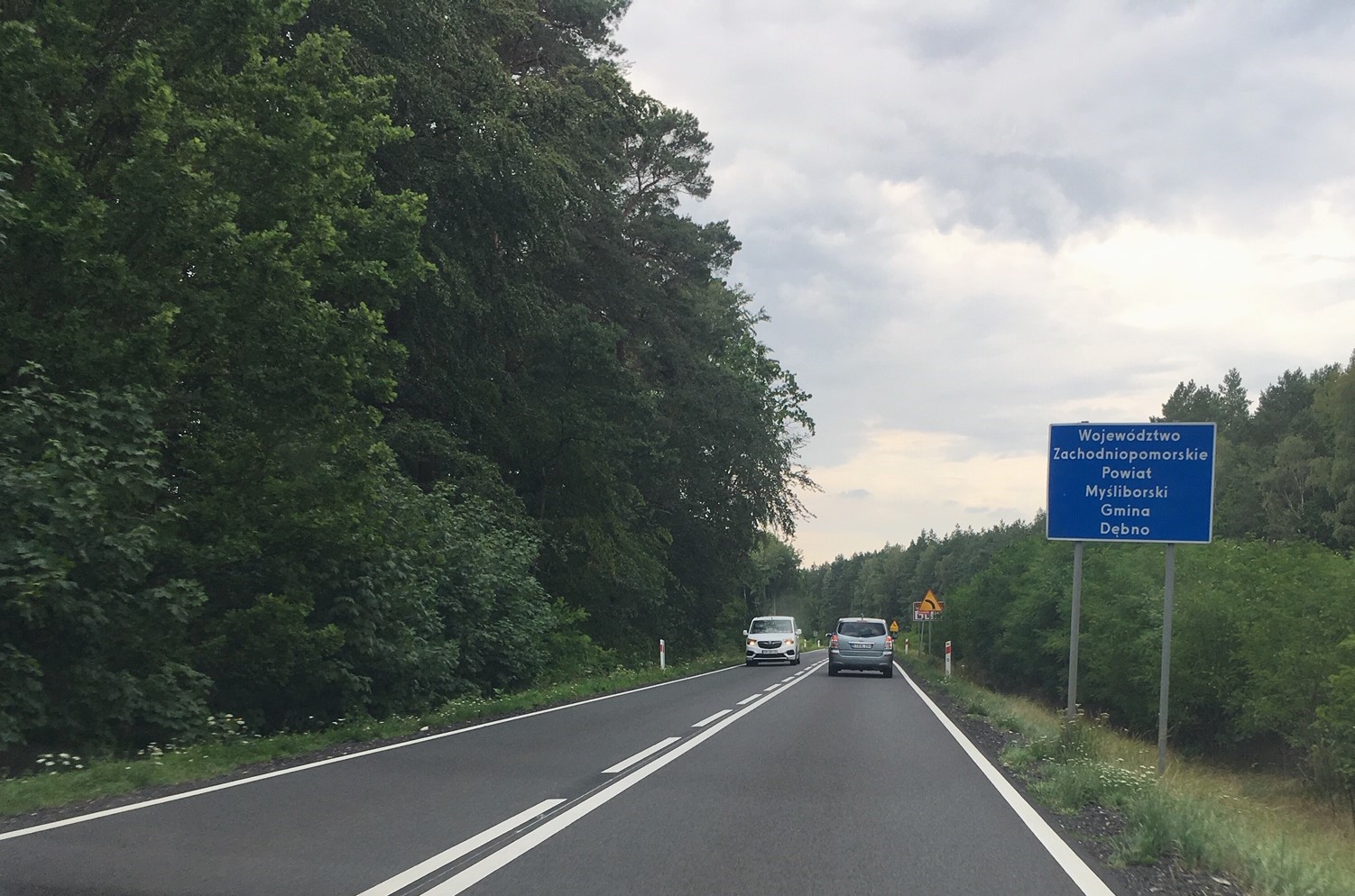 Powiększ zdjęcie. Droga wojewódzka 130 po remoncie