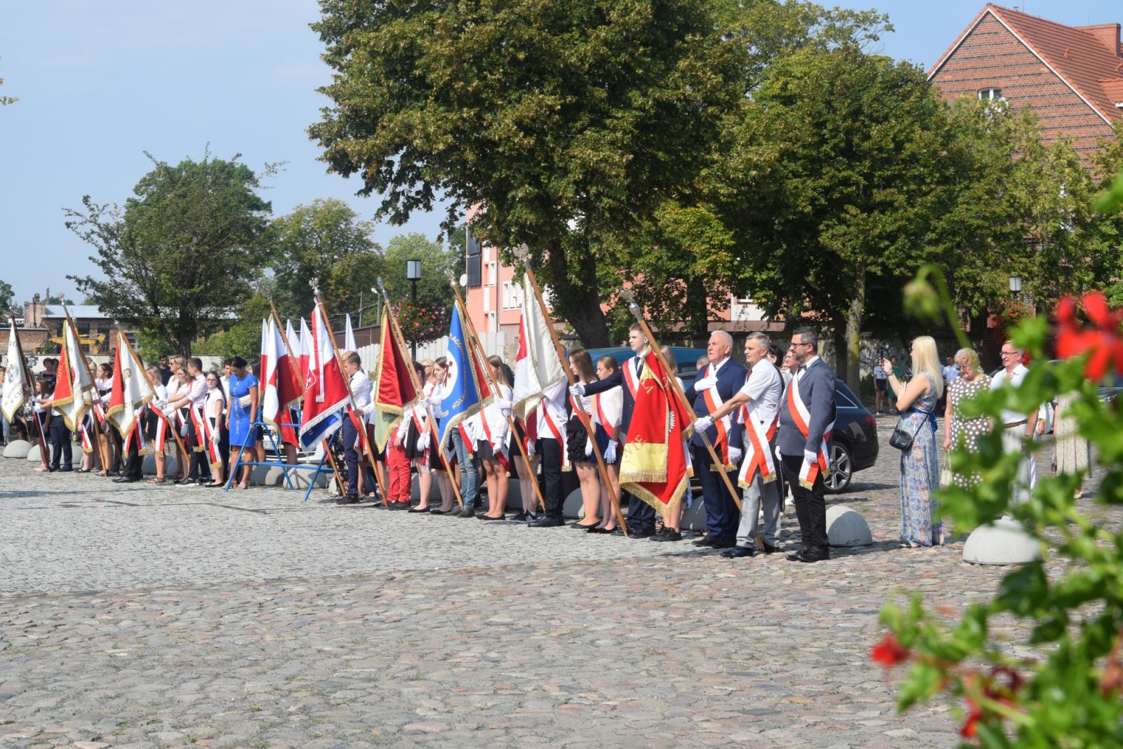 Powiększ zdjęcie. Uroczystości odbyły sie na Placu Konstytucji 3 Maja