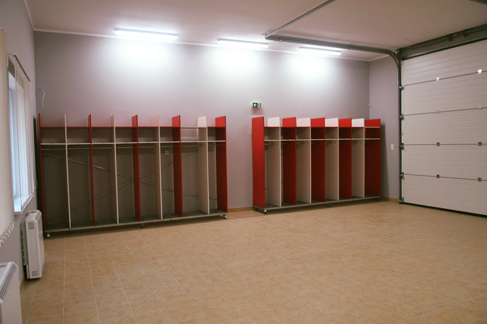 Powstał przestronny garaż