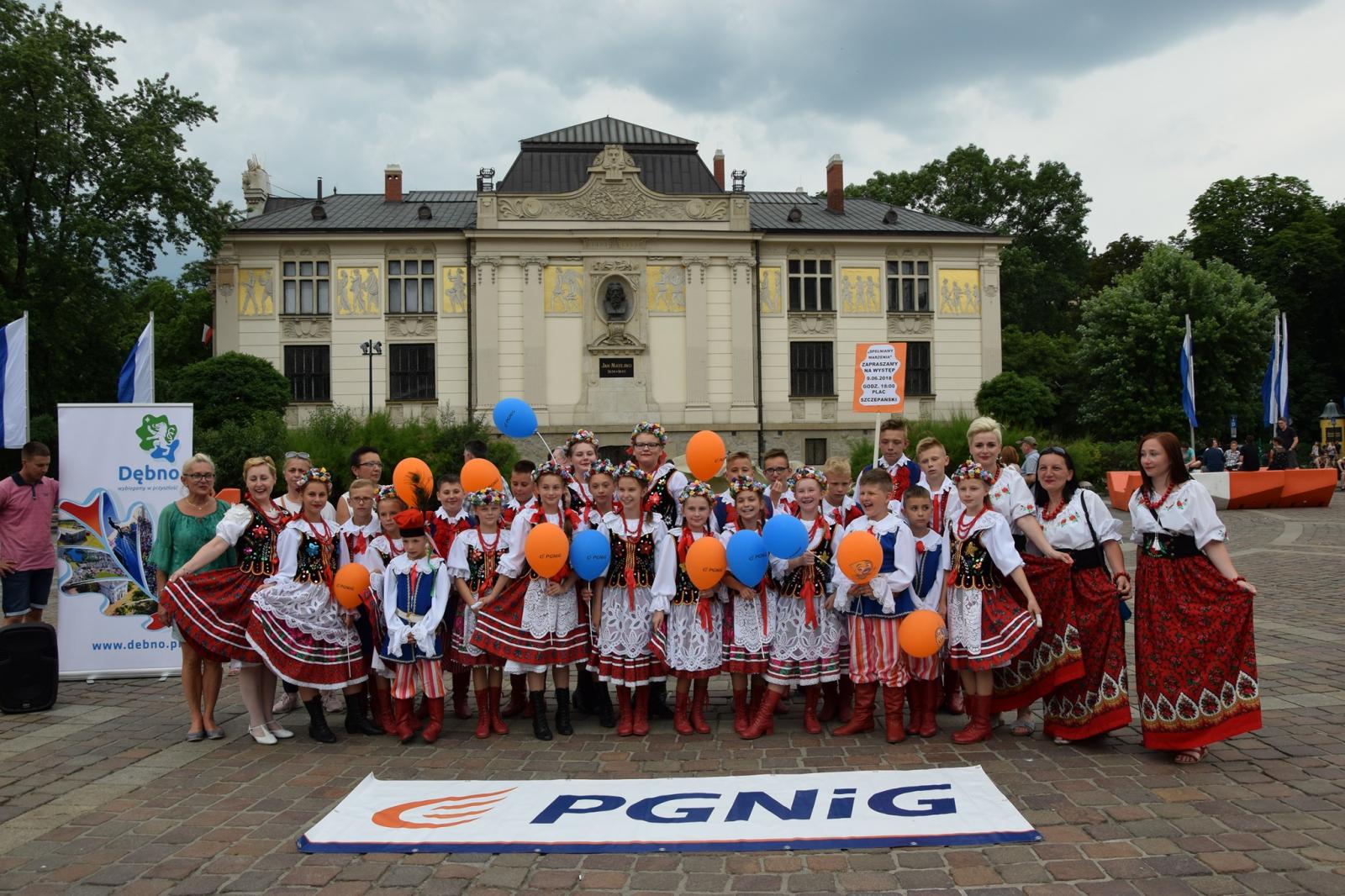 Mali Cychrowiacy w Krakowie promowali Dębno