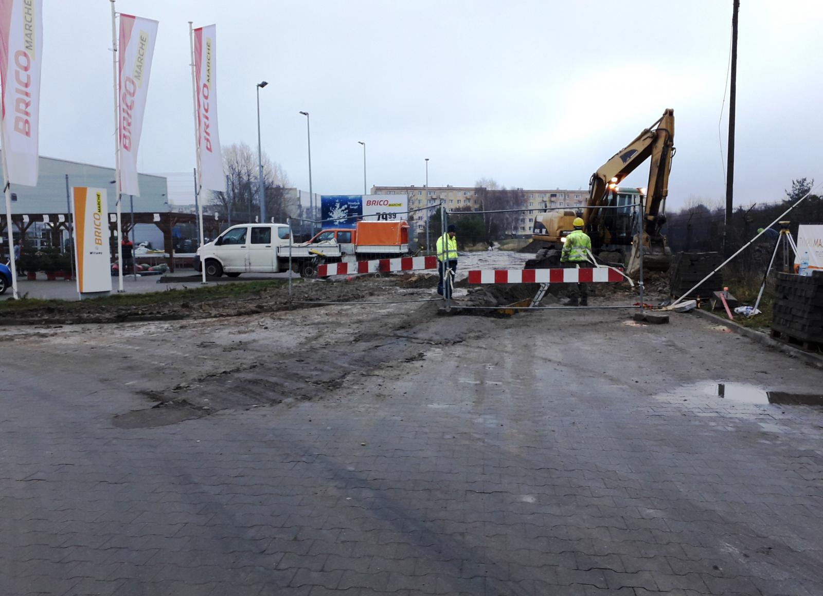 Zamknięto droge w kierunku osiedla Waryńskiego, gdzie rozpoczęto wykopy