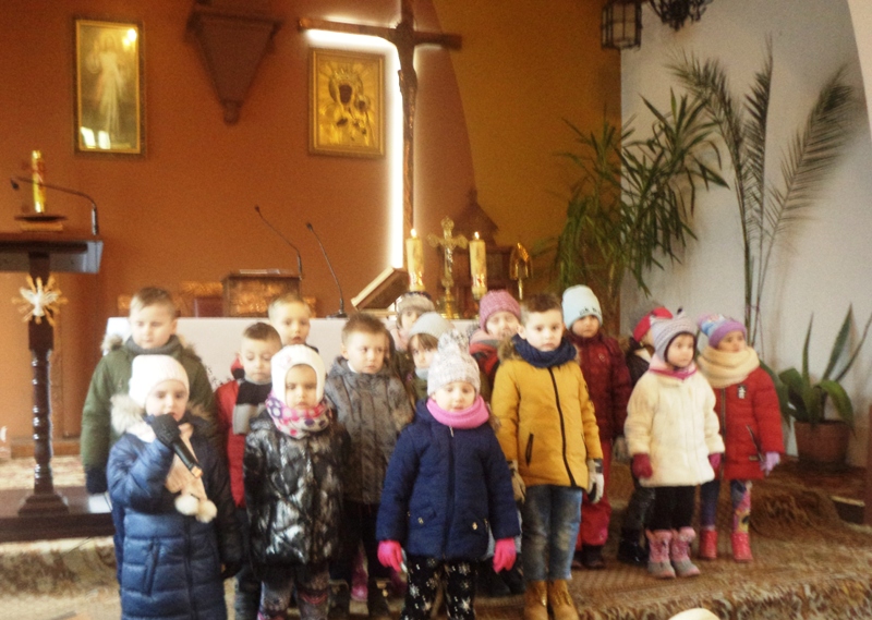 Dzieci z Przedszkola nr 2 w Dębnie wystąpiły podczas uroczystości