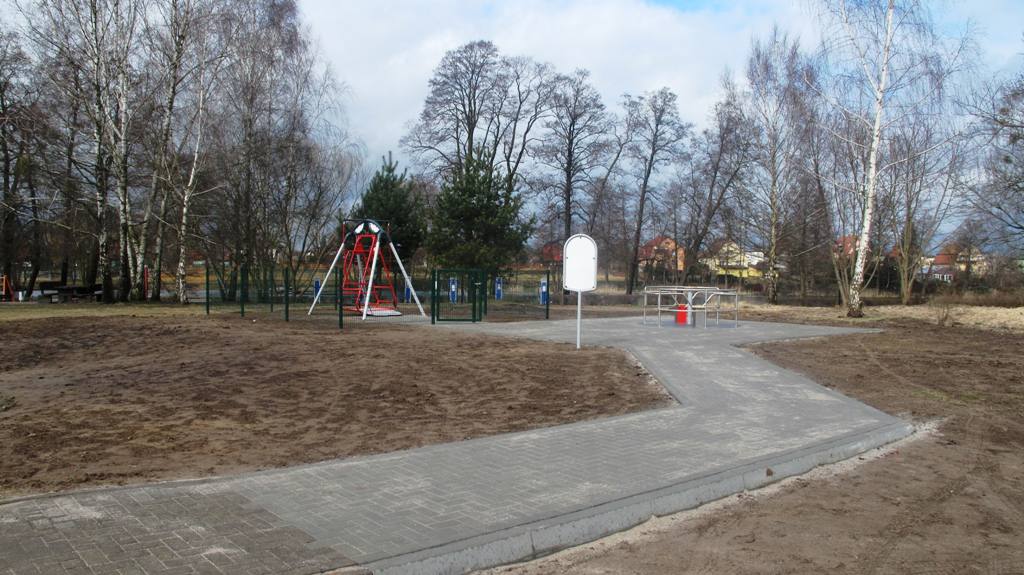 Plac zabaw dla niepełnosprawnych