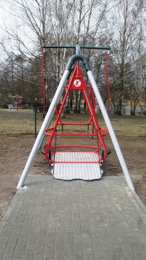 Powiększ zdjęcie huśtawki dla dzieci niepełnosprawnych
