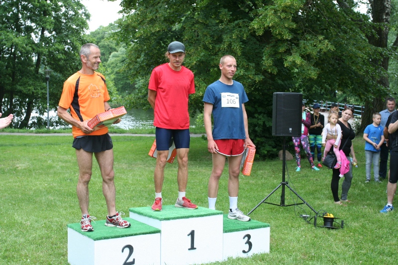 Najlepsi wśród mężczyzn na podium