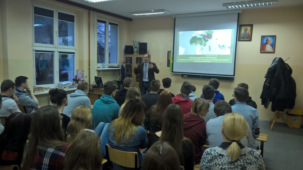 Wykład profesora (link prowadzi do powiększonej wersji zdjęcia)