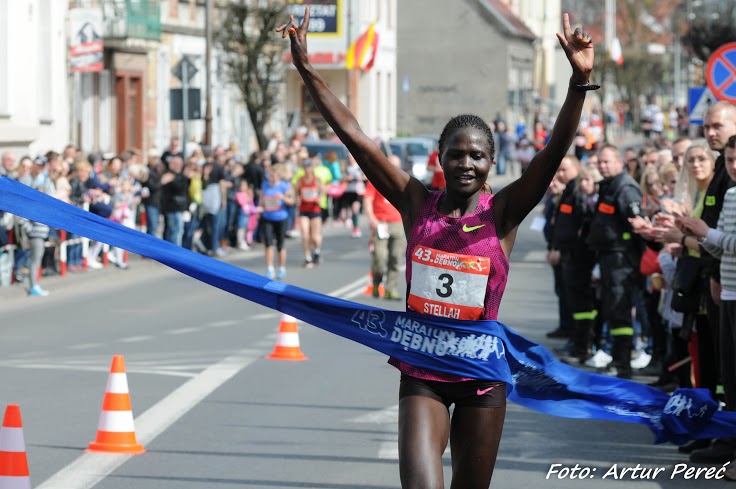 Zwyciężczyni 43. Maratonu Dębno Stellah Jepngetich Barsosio