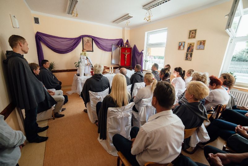 Uroczystość (link prowadzi do powiększonej wersji zdjęcia)