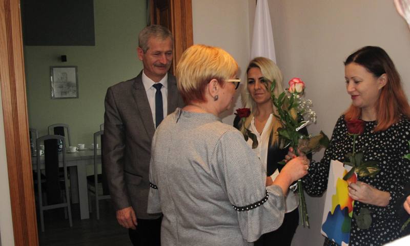 Nauczycielom pogratulowała Joanna Ryżyńska