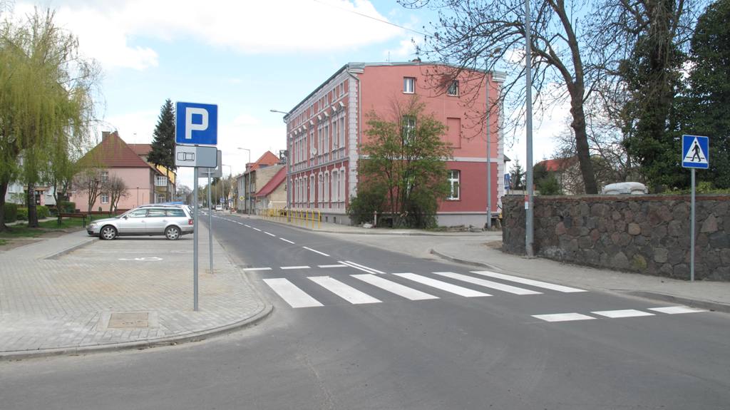 Wyremontowana ulica Kościuszki, widok od strony cmentarza