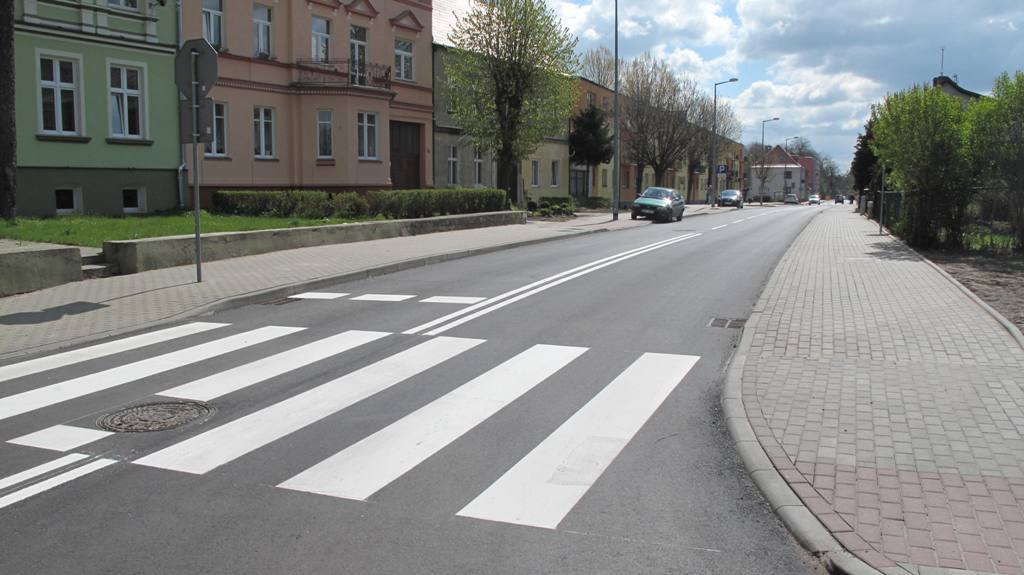 Powiększ zdjęcie. Widok na zmodernizowaną ulicę Kościuszki