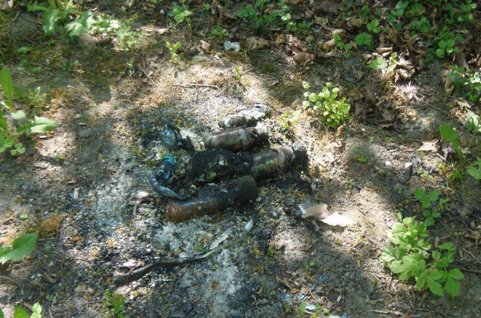 Spalane opakowania szklane i puszki