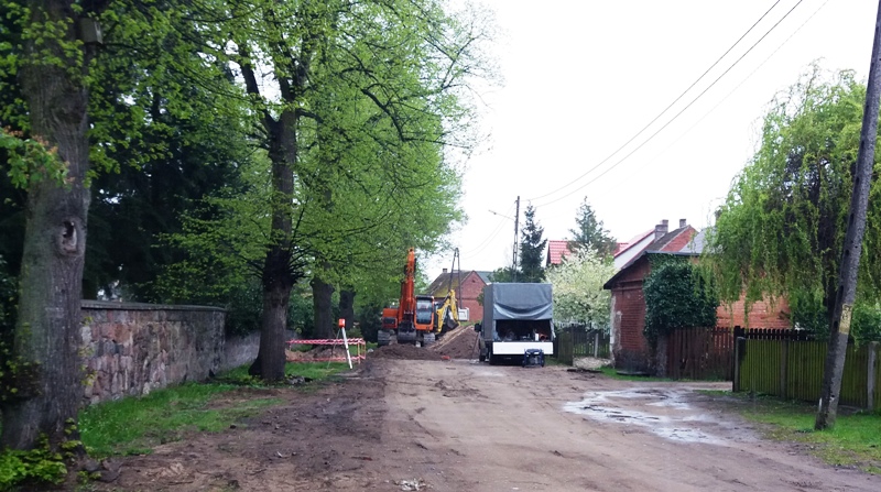 Prace drogowe rozpoczeły się też w Dargomyślu.