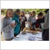Galeria zdjęć: Piknik ekologiczny w parku miejskim w Dębnie 23.09.2022 r.. Link otwiera powiększoną wersję zdjęcia.