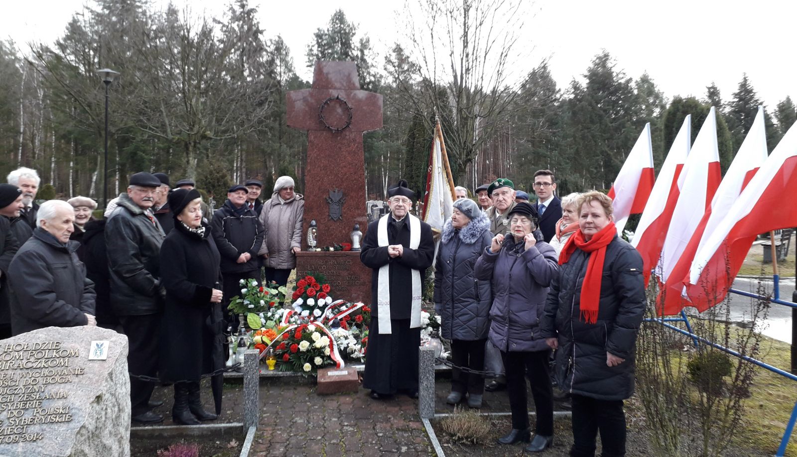 Zdjęcie uczestników uroczystości.