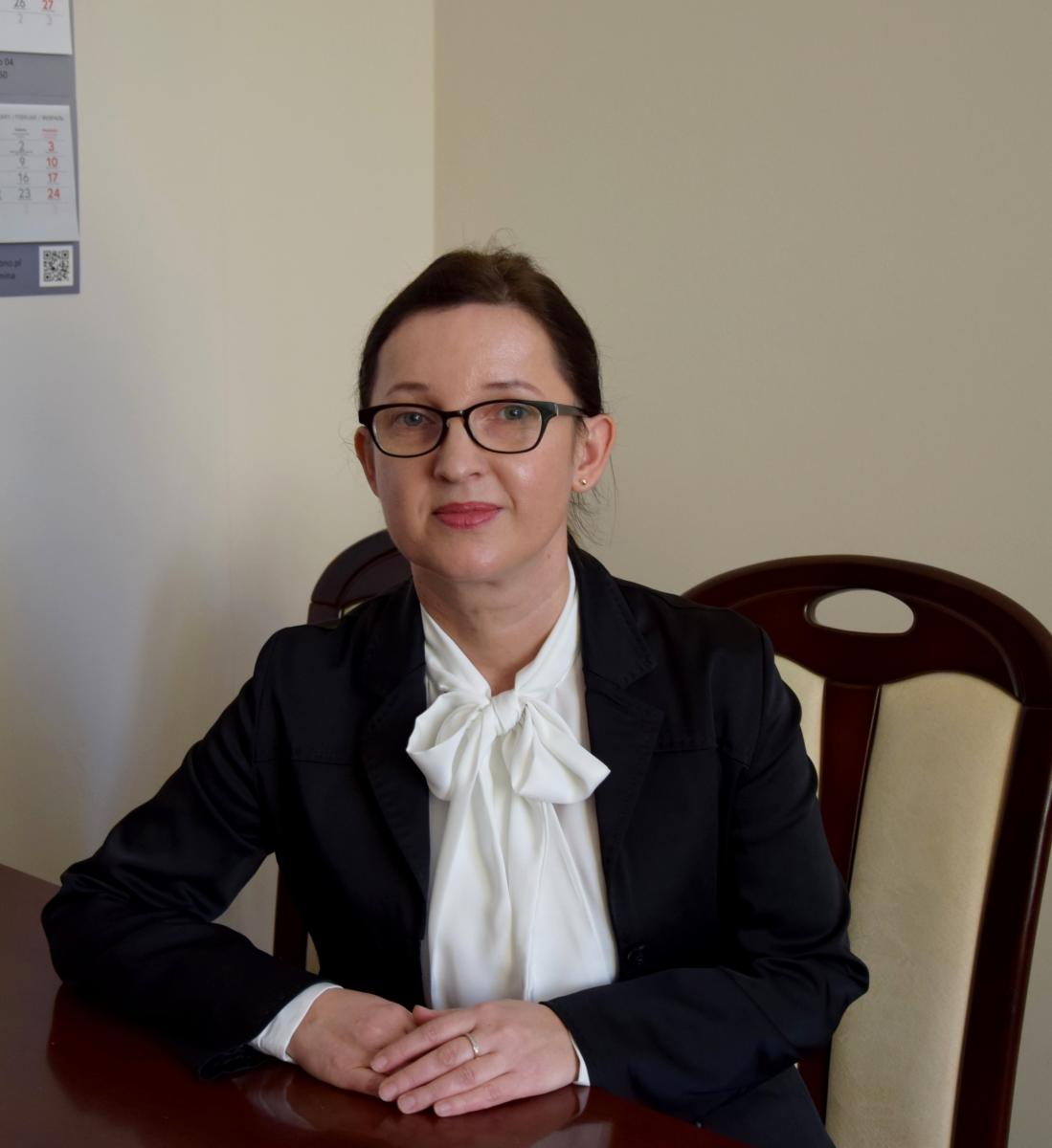 Powiększ zdjęcie. Wiceburmistrz Dębna Joanna Stąsiek - Janicka