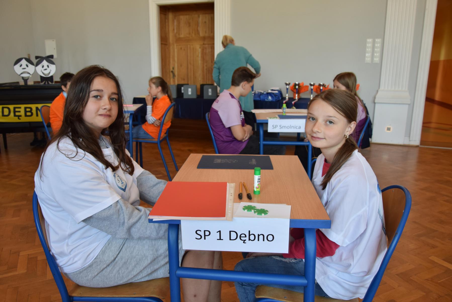 Uczennice z SP 1 Dębno