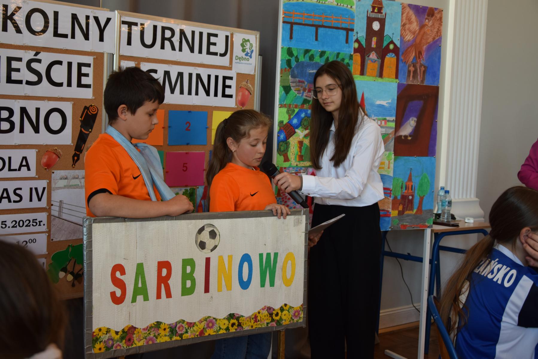 Uczeń i uczennica z SP Sarbinowo