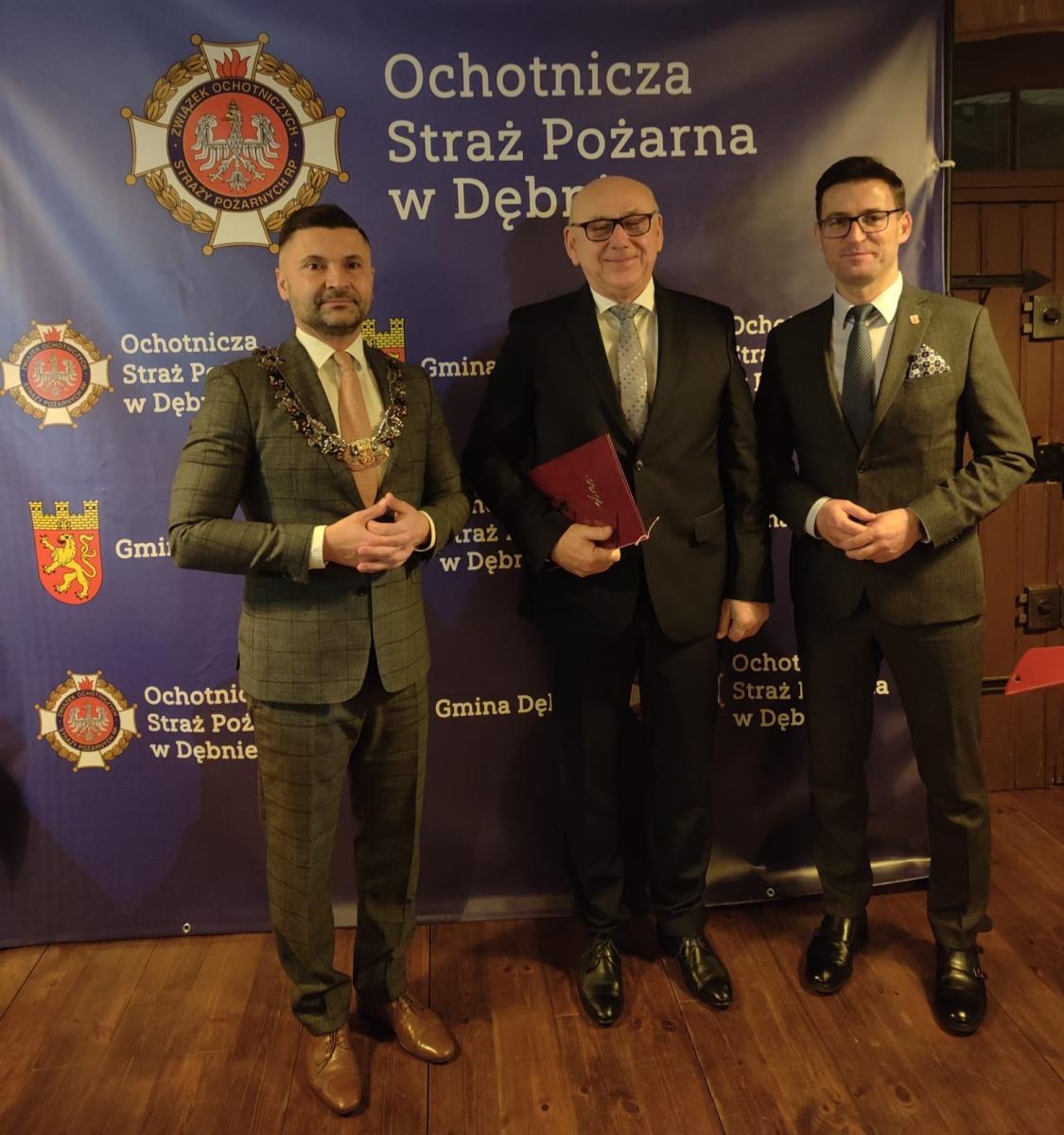 Od lewej stoją: Marcin Krzysiak, Paweł Jokś, Grzegorz Kulbicki