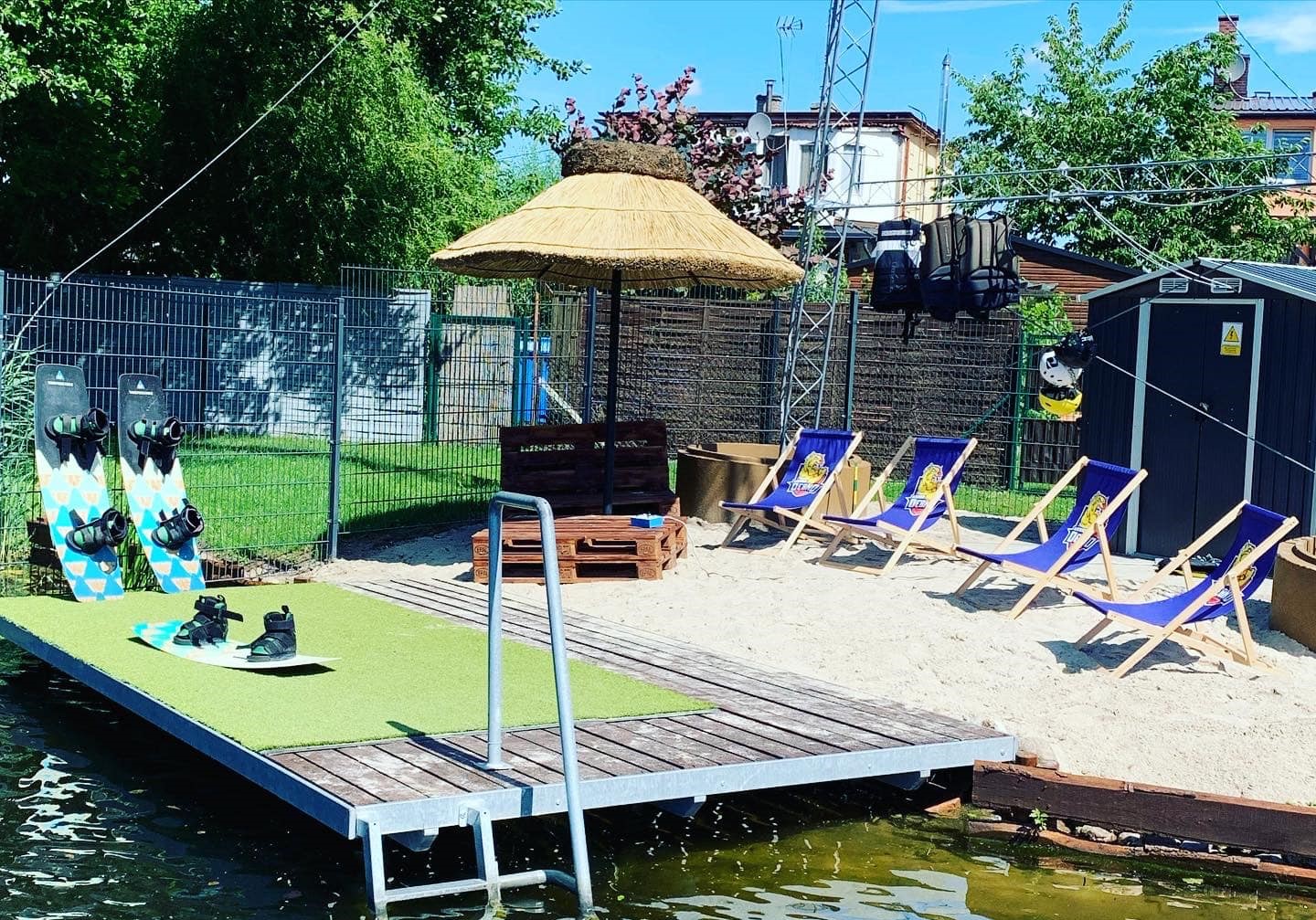Powiększ zdjęcie. Wake park